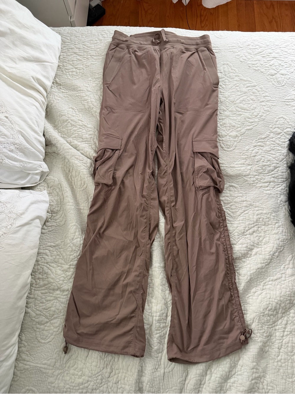 Lululemon tan dance studio cargo pants size small